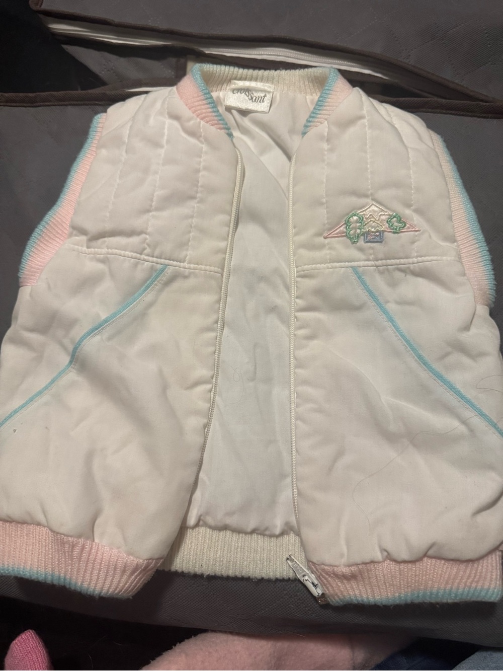 Vintage white puffer vest